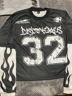 Manfinity Black 'Discoverys' 32 Flame Sleeve Jersey